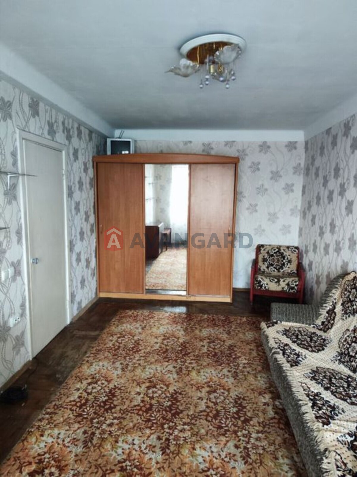 1 ��. ��������, 33/-/7 ��. �., 8/9 ������ ���� 6