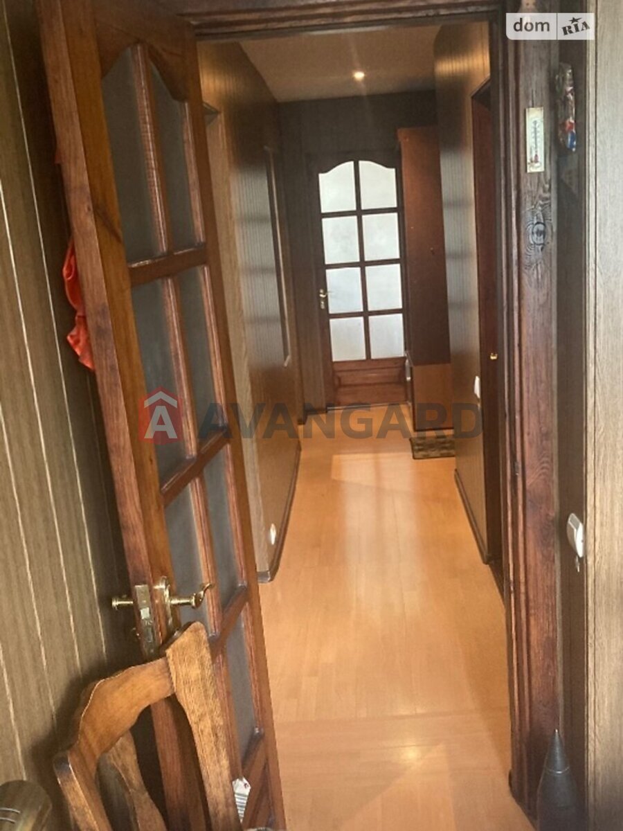 3 кім. квартира, 56/40/9 кв. м., 4/5 поверх фото 18 3 кім. квартира, 56/40/9 кв. м., 4/5 поверх фото 18