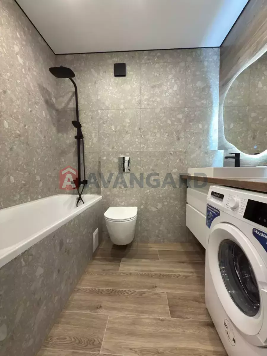 1 ��. ��������, 44/17/18 ��. �., 9/10 ������ ���� 11