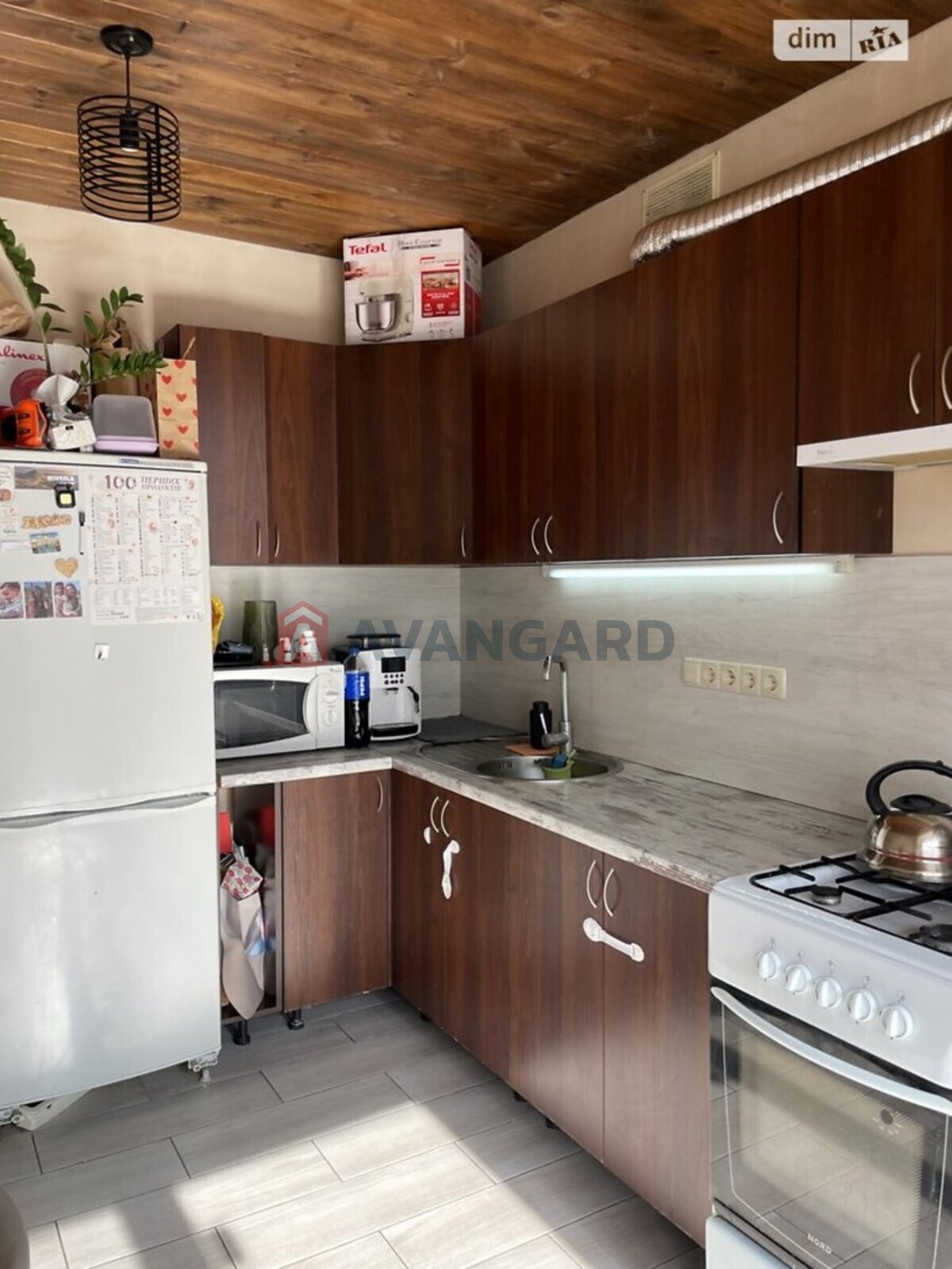 1 ����. ��������, 43/17/11 ��. �., 4/12 ���� ���� 11