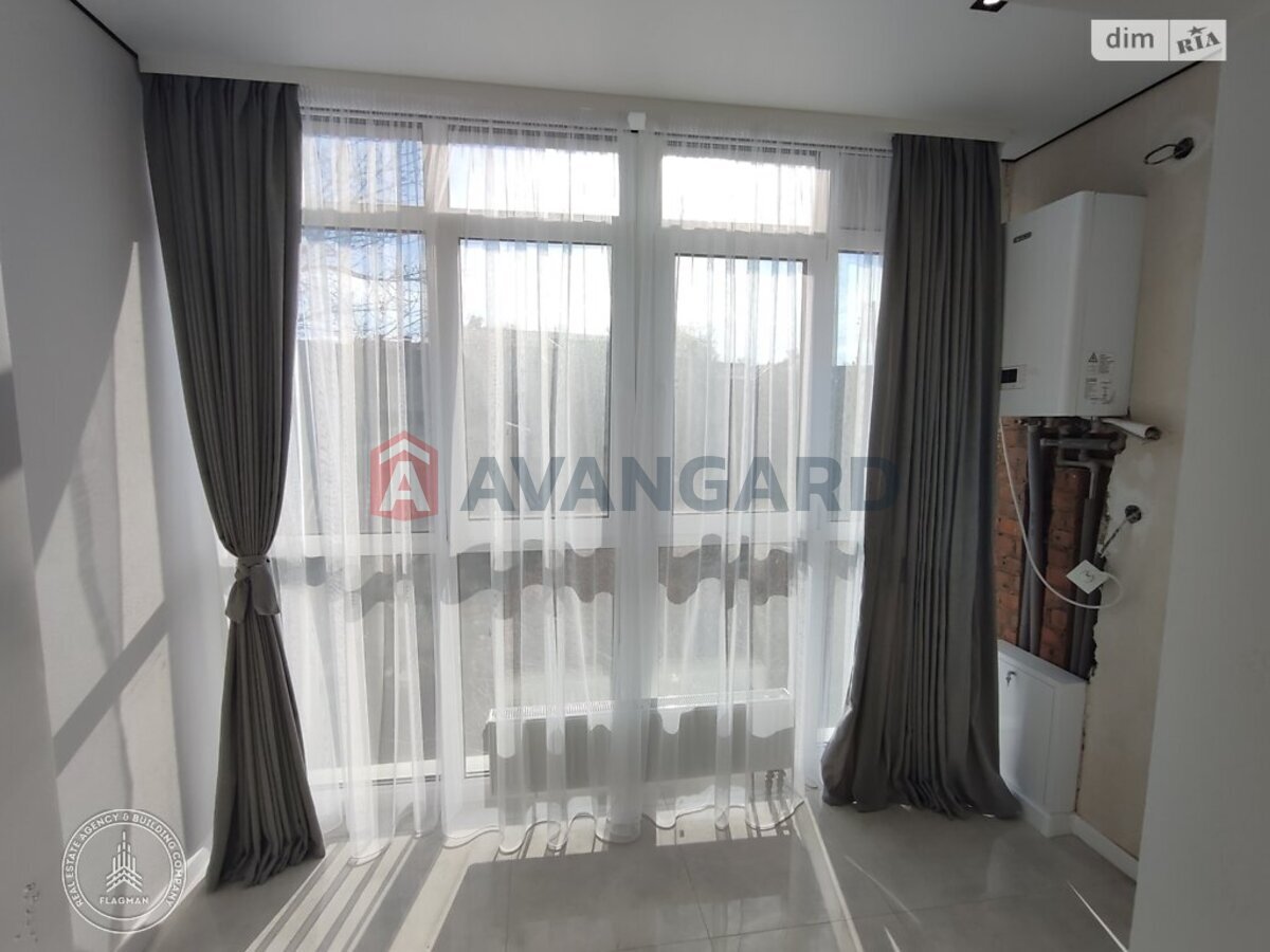 1 ��. ��������, 50/-/14 ��. �., 2/3 ������ ���� 5