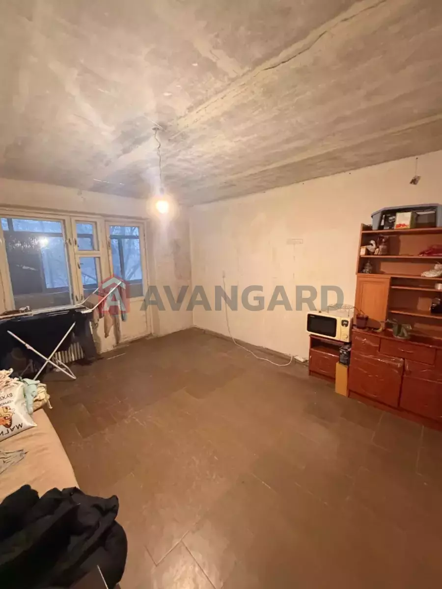 3 ����. ��������, 63/-/- ��. �., 2/10 ���� ���� 12