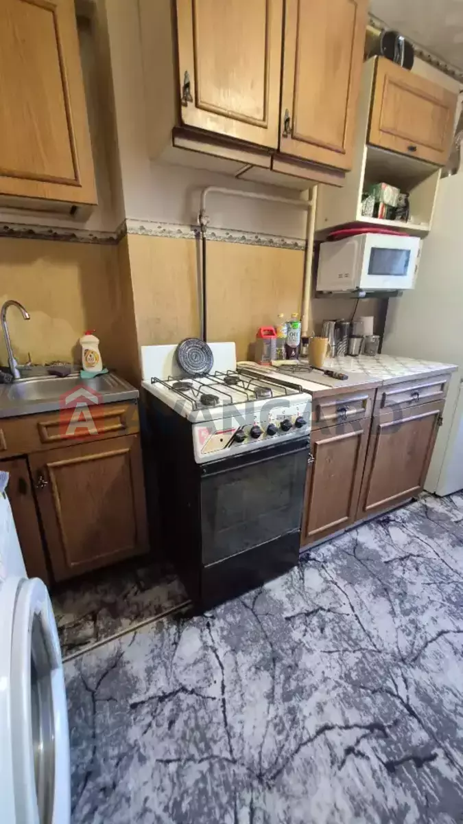 2 ��. ��������, 48/-/7 ��. �., 5/9 ������ ���� 4