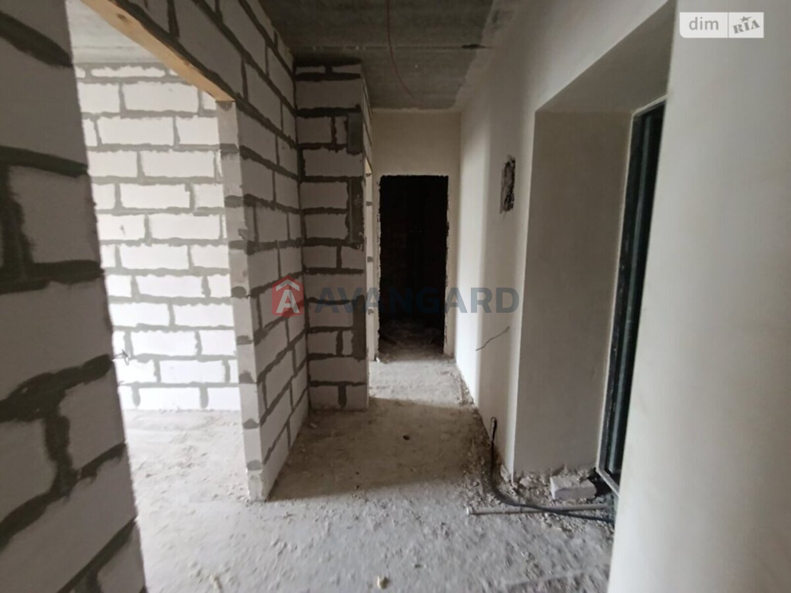 2 ��. ��������, 57/27/11 ��. �., 6/10 ������ ���� 10