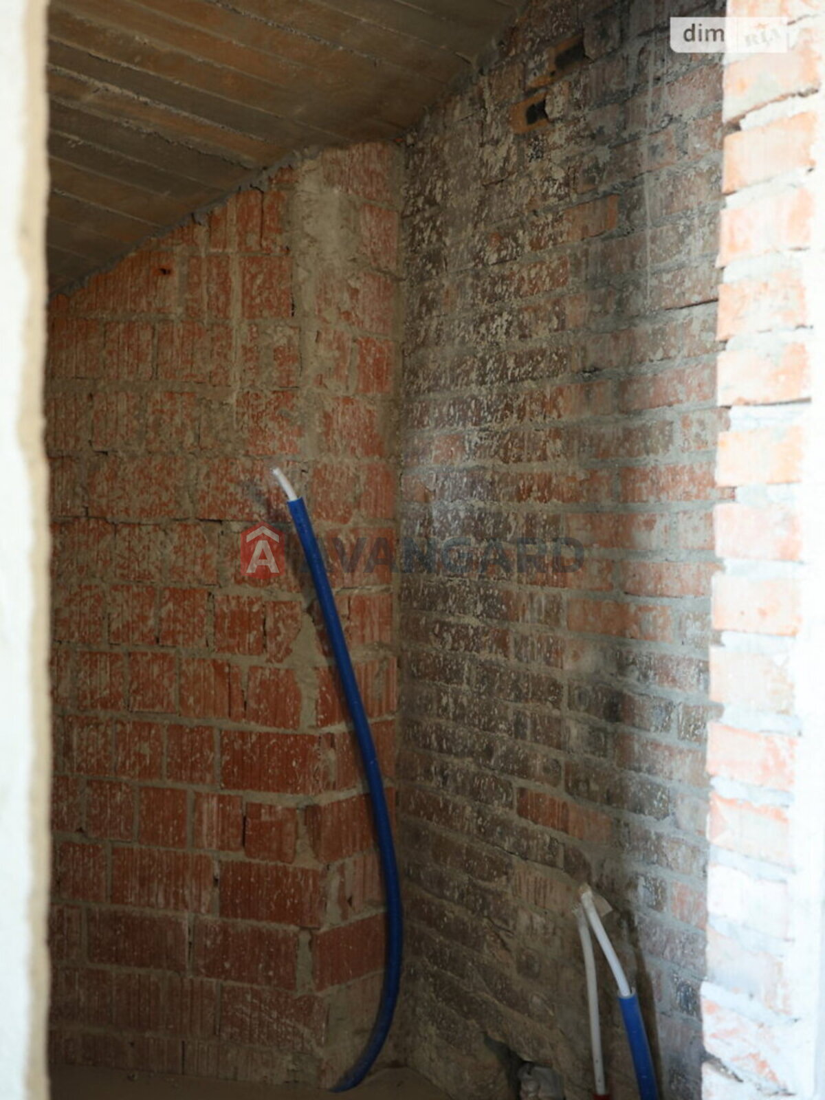 3 ����. ��������, 91/22/34 ��. �., 9/10 ���� ���� 6