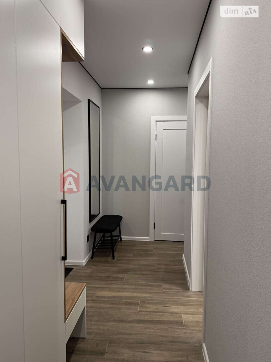 2 ����. ��������, 46/25/7 ��. �., 4/9 ���� ���� 12