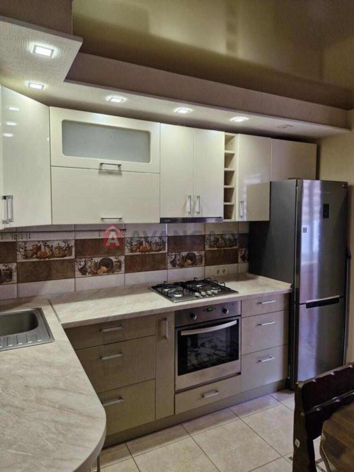 1 ��. ��������, 38/-/13 ��. �., 9/11 ������ ���� 7