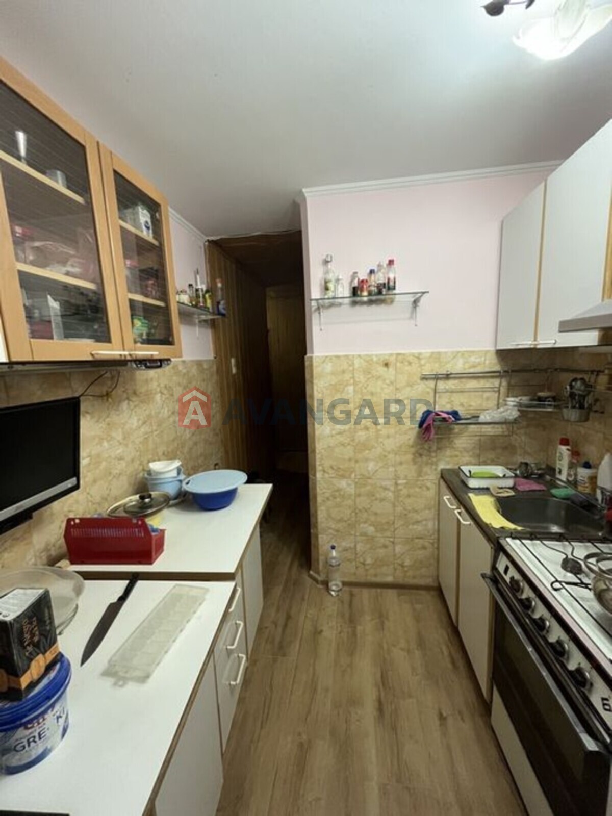 2 ����. ��������, 48/-/5 ��. �., 5/5 ���� ���� 9