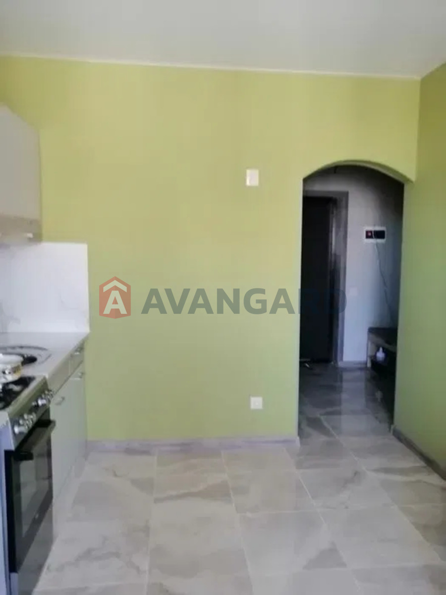 1 ����. ��������, 39/-/12 ��. �., 5/5 ���� ���� 5