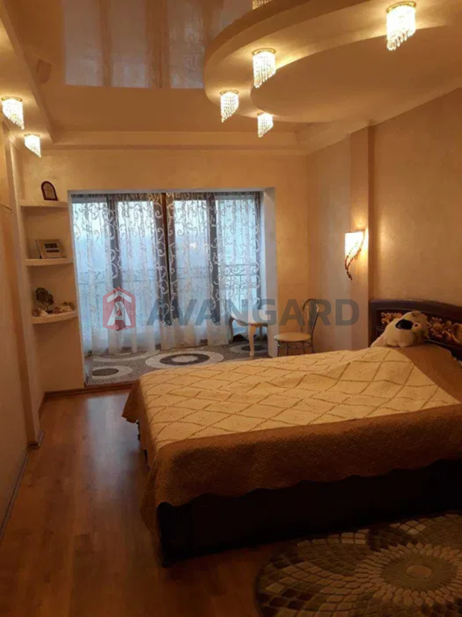 3 ��. ��������, 72/-/9 ��. �., 9/9 ������ ���� 7