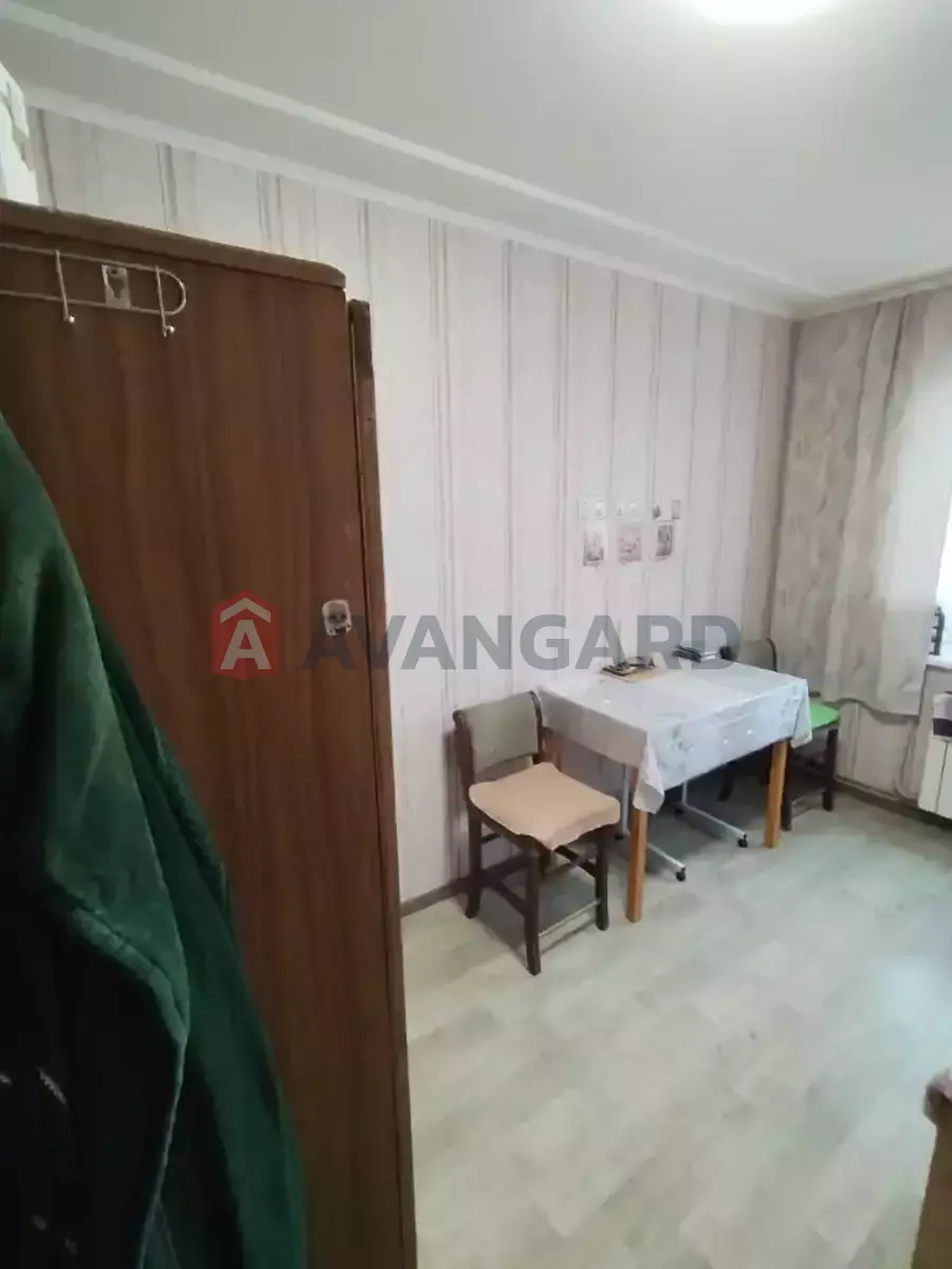 2 ��. ��������, 45/28/6 ��. �., 4/5 ������ ���� 8