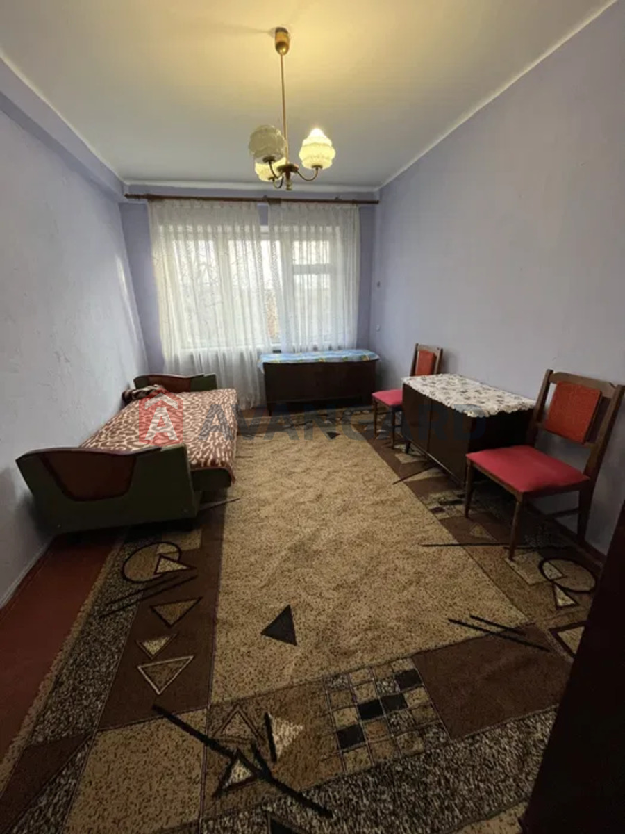 2 ��. ��������, 45/-/9 ��. �., 3/5 ������ ���� 2