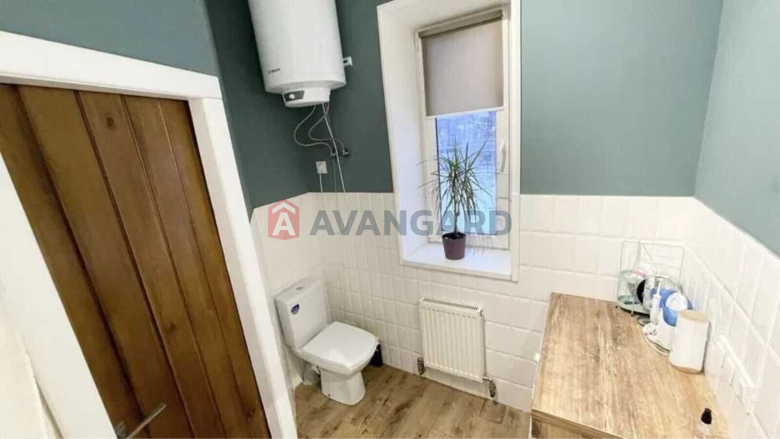 3 ����. ��������, 95/-/13 ��. �., 2/2 ���� ���� 10