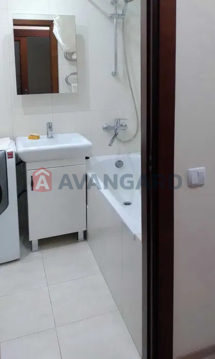 1 ��. ��������, 45/-/8 ��. �., 5/10 ������ ���� 11