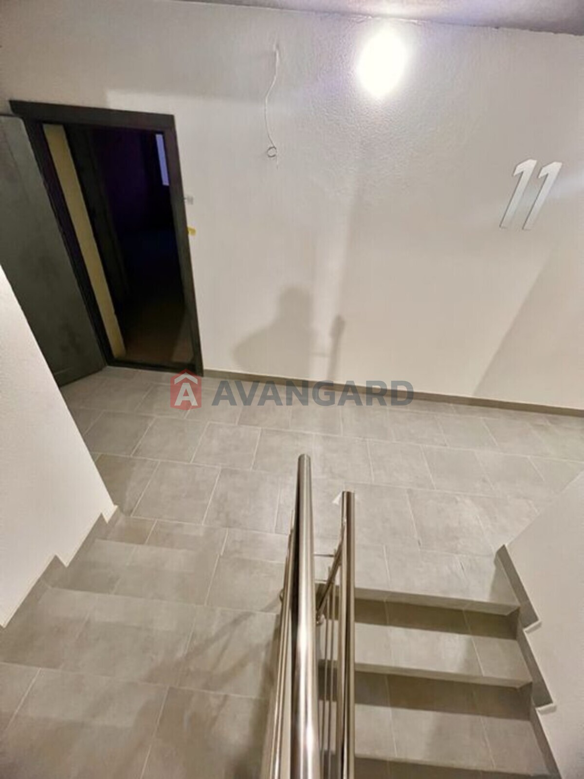 2 ����. ��������, 48/-/19 ��. �., 11/12 ���� ���� 15