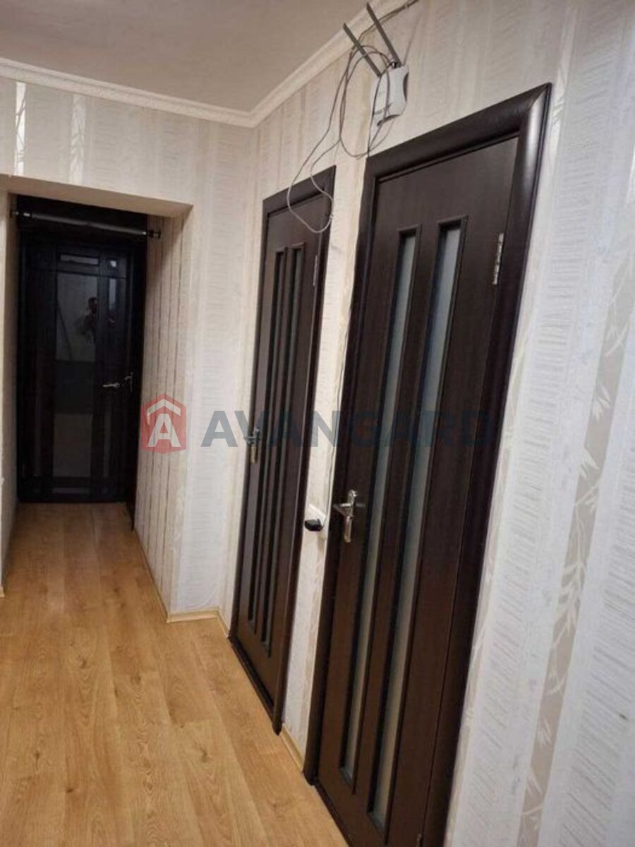 1 ��. ��������, 55/-/8 ��. �., 3/10 ������ ���� 4