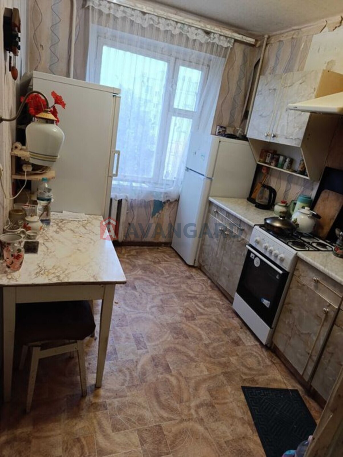 3 ��. ��������, 63/-/8 ��. �., 7/9 ������ ���� 18