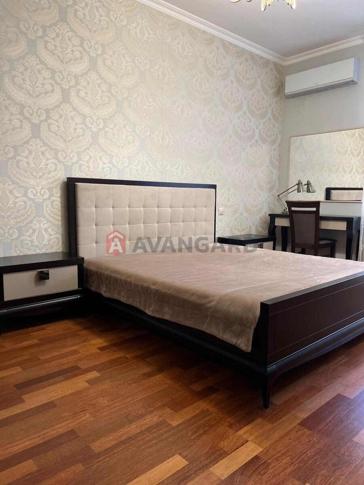 2 ��. ��������, 80/-/14 ��. �., 9/26 ������ ���� 3