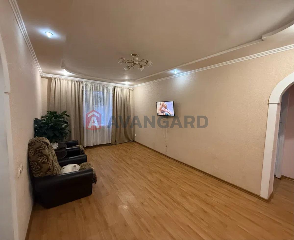 3 ��. ��������, 64/-/6 ��. �., 3/5 ������ ���� 1