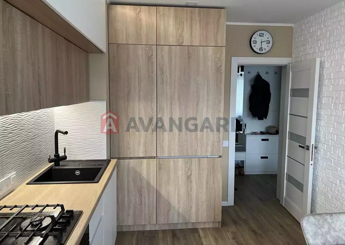 3 ��. ��������, 65/-/11 ��. �., 7/9 ������ ���� 9