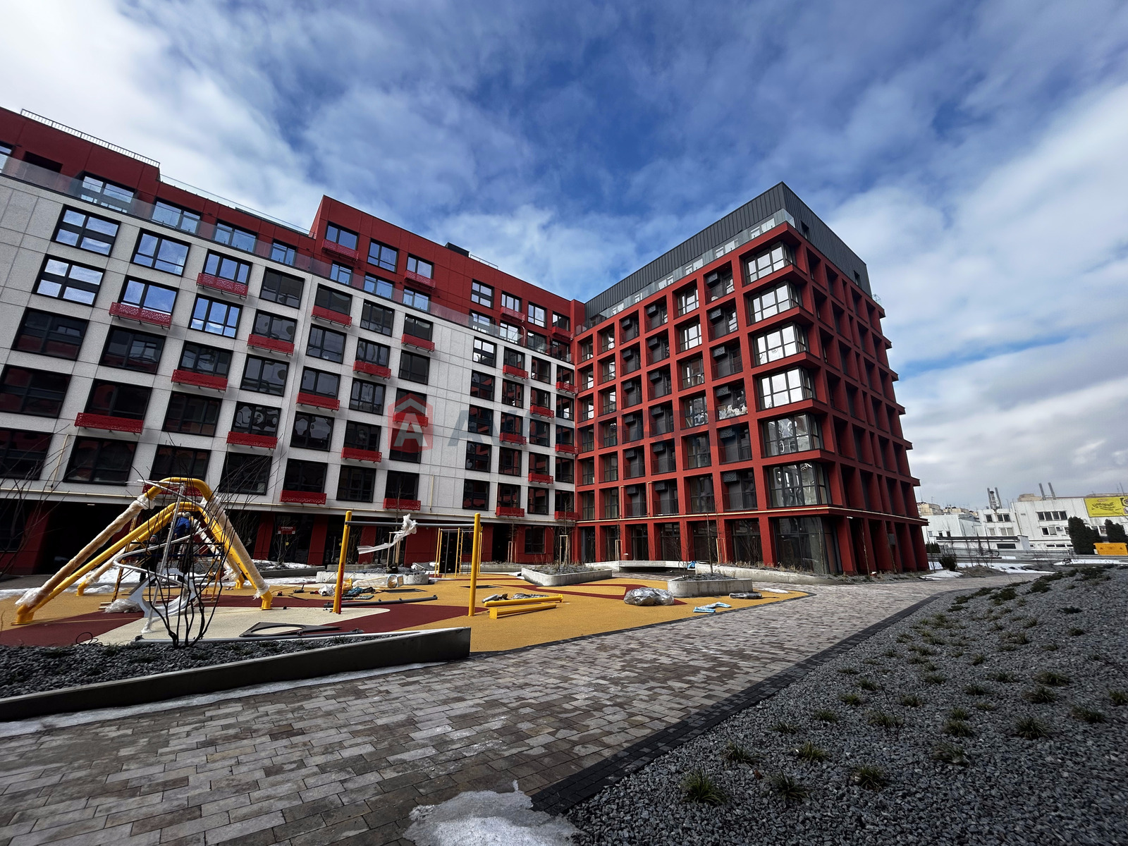 2 ��. ��������, 56.6/28.6/14.2 ��. �., 6/7 ������ ���� 28