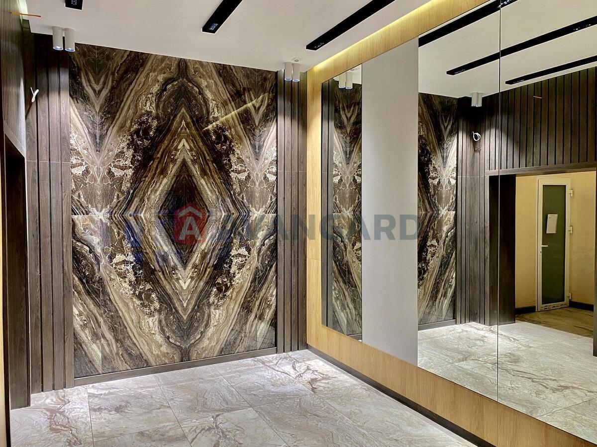 1 ��. ��������, 38.9 / 15.1 / 13.6 ��. �., 3/10 ������ ���� 17