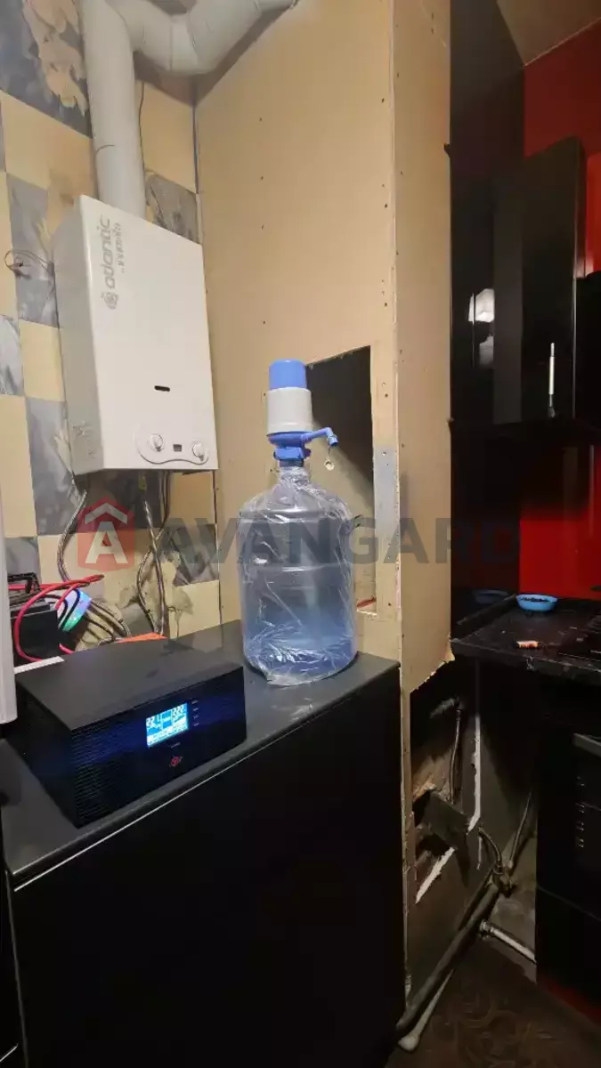 2 ��. ��������, 42/-/- ��. �., 1/2 ������ ���� 10