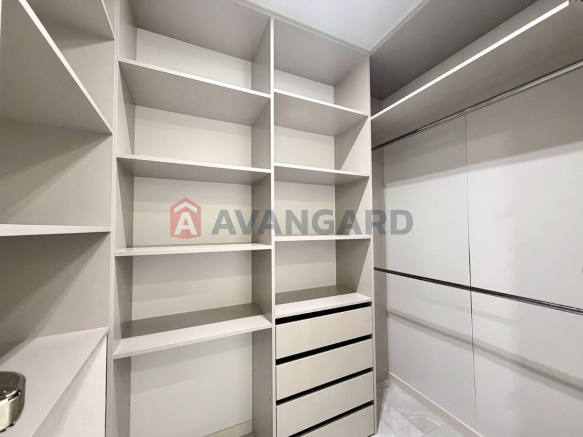 2 ��. ��������, 63/-/12 ��. �., 9/9 ������ ���� 17