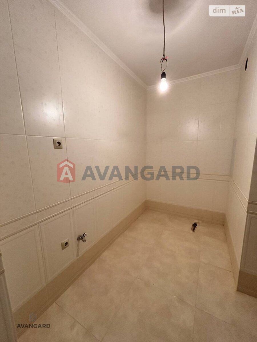 4 ��. ��������, 157/80/16 ��. �., 6/11 ������ ���� 15