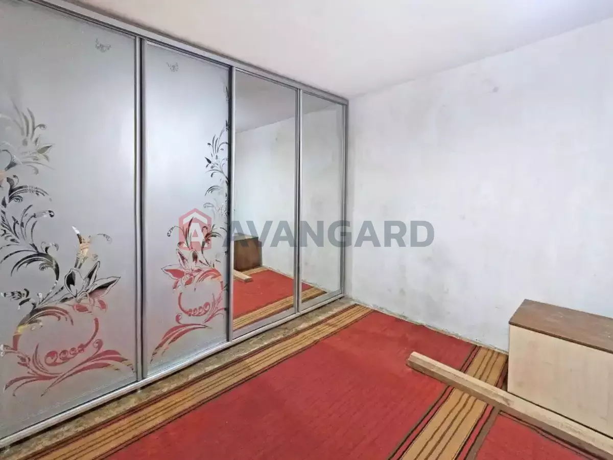 1 ����. ��������, 34/17/7 ��. �., 3/5 ���� ���� 4