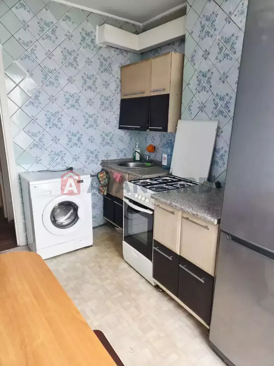 4 . , 80/50/8 . ., 8/9   19