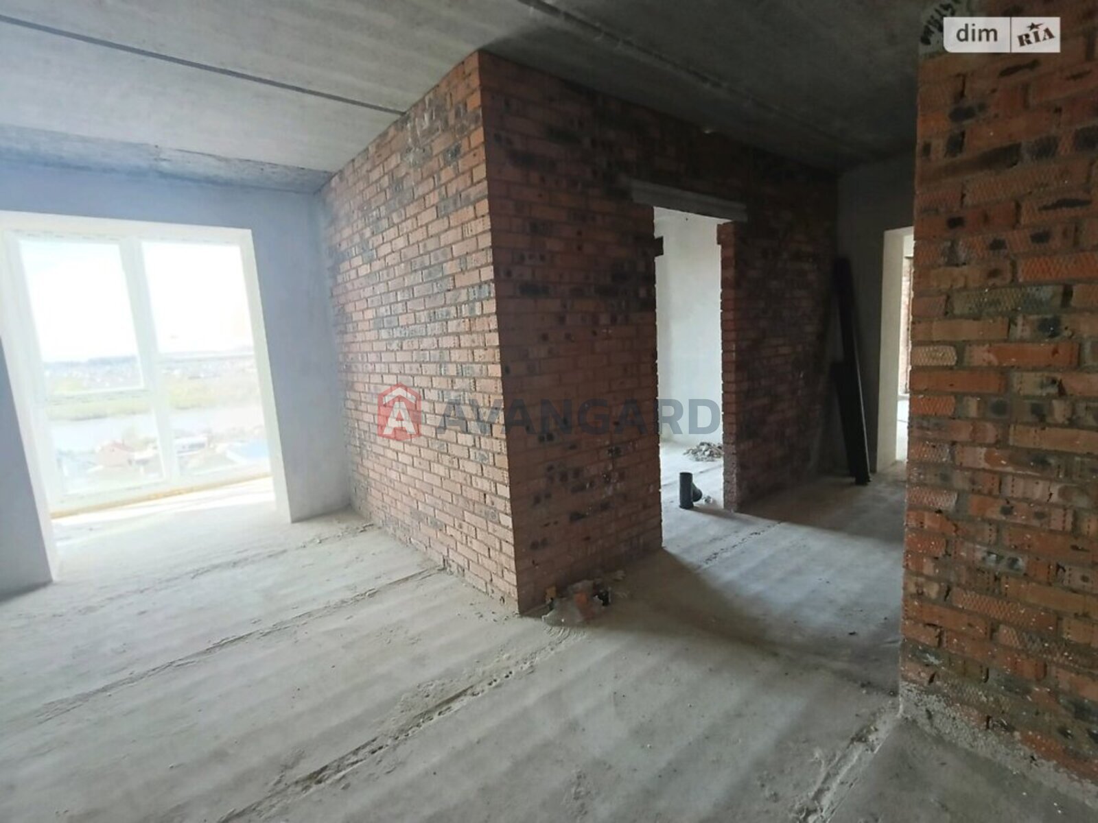 2 ��. ��������, 66/-/- ��. �., 9/10 ������ ���� 5