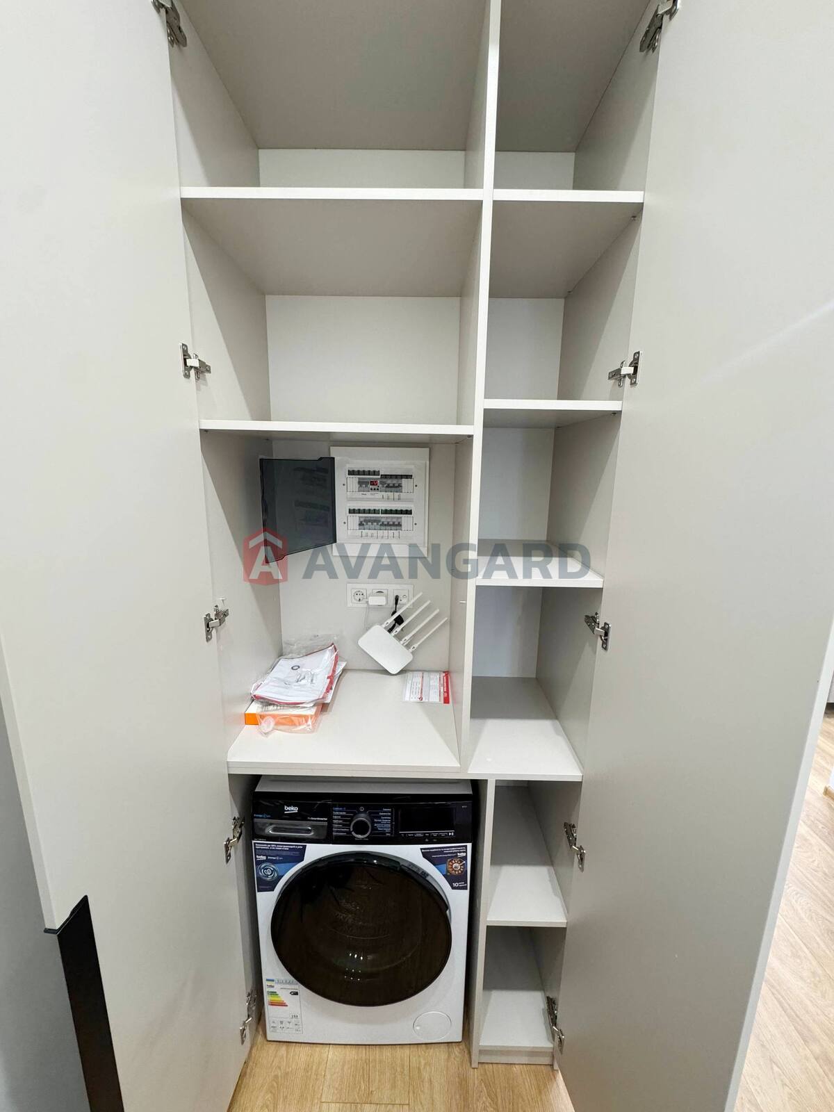 1 ����. ��������, 29/18/10 ��. �., 5/5 ���� ���� 13