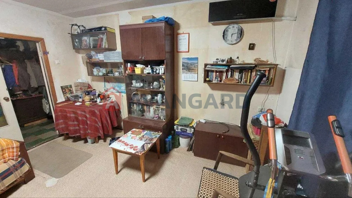 3 ����. ��������, 77/-/15 ��. �., 12/14 ���� ���� 3