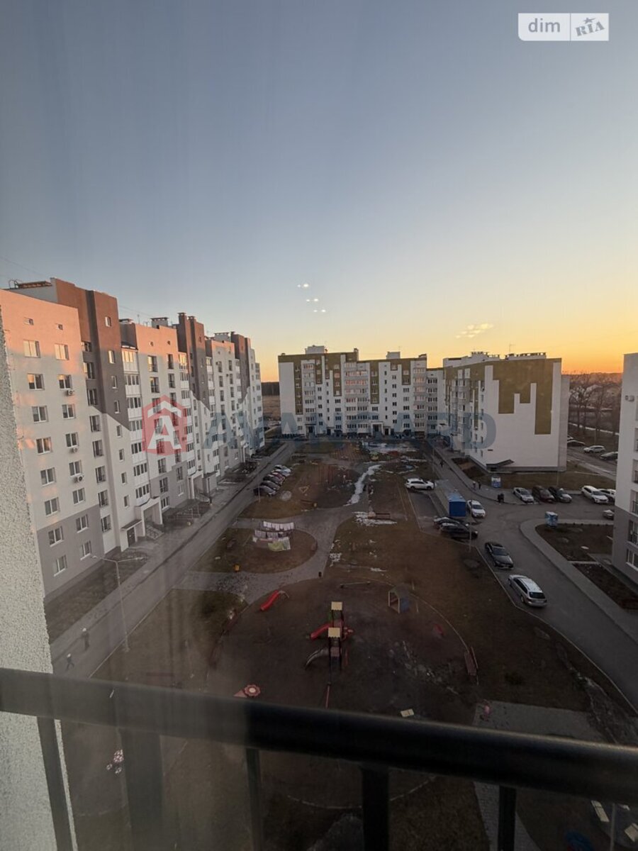 2 ��. ��������, 70/-/19 ��. �., 7/8 ������ ���� 8