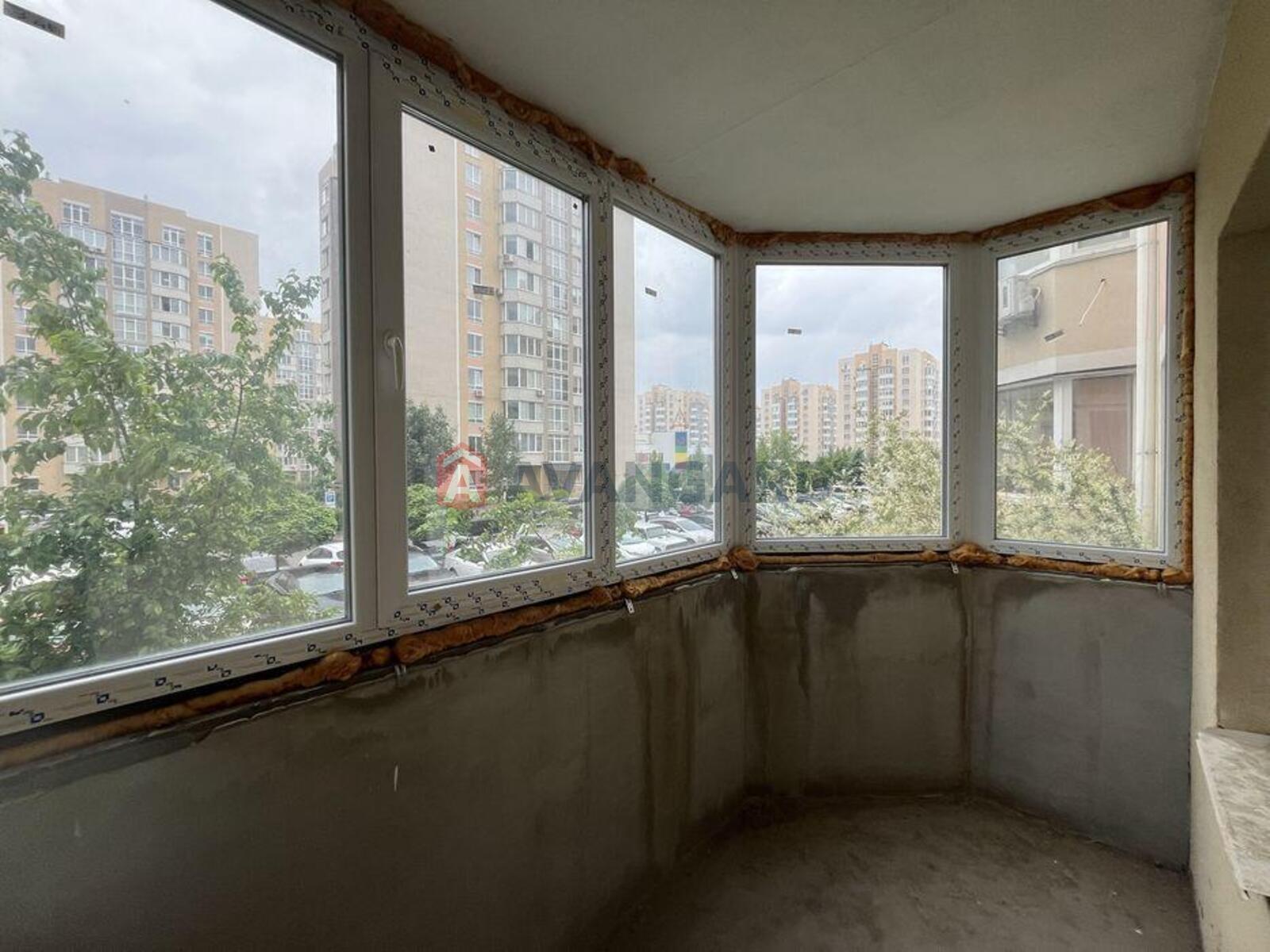 3 ��. ��������, 108.6/-/21.6 ��. �., 1/5 ������ ���� 11