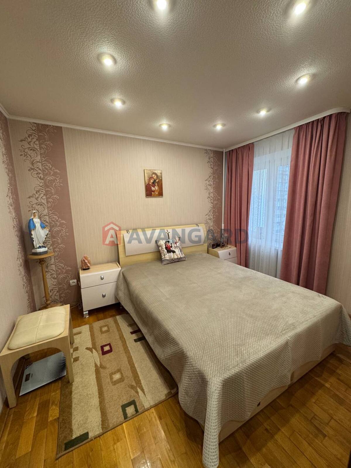 3 ��. ��������, 70/-/10 ��. �., 9/16 ������ ���� 6