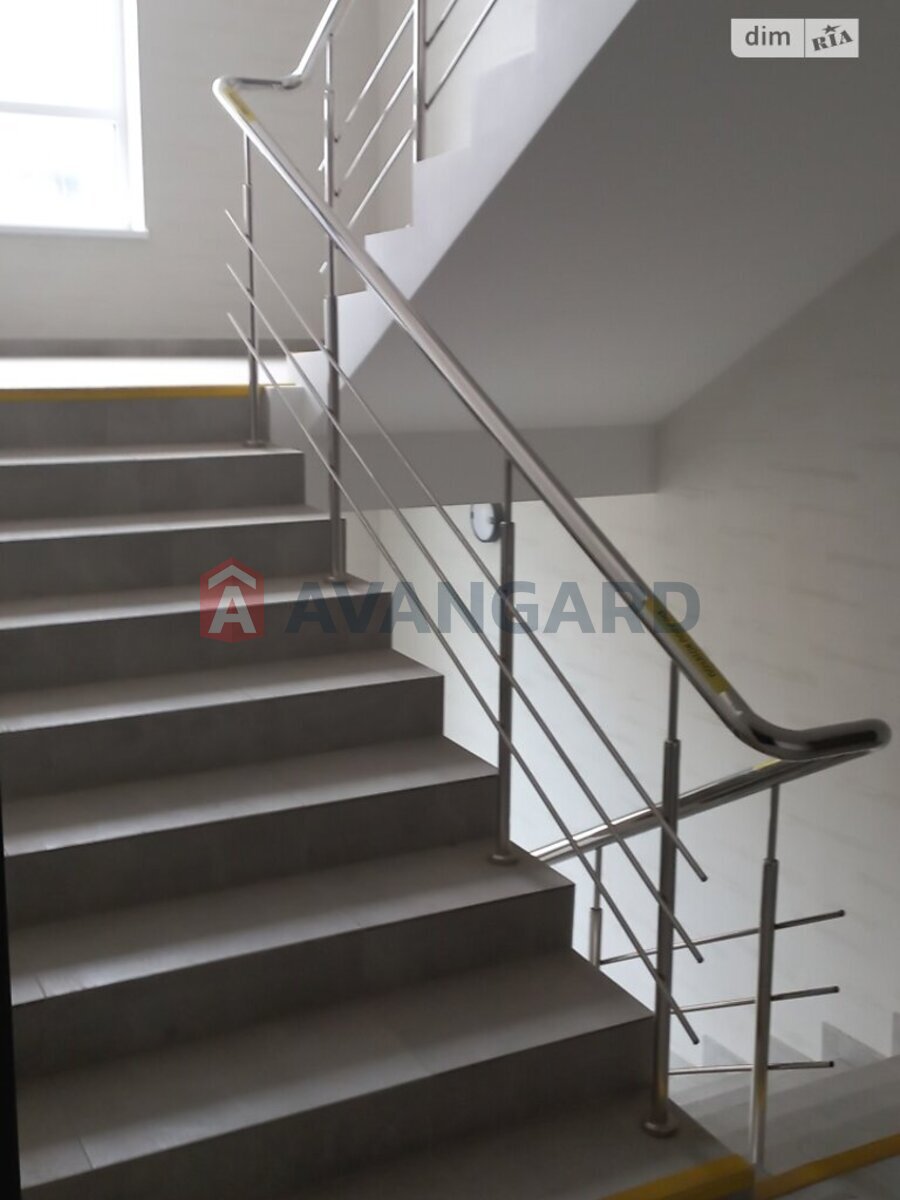 1 ��. ��������, 39/14/13 ��. �., 6/10 ������ ���� 4