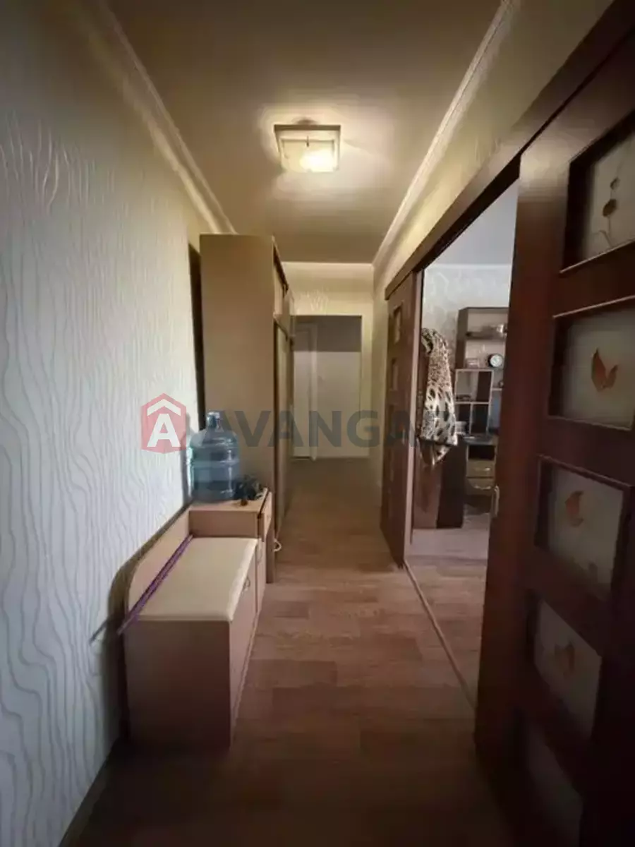 2 ��. ��������, 52/-/8 ��. �., 8/10 ������ ���� 8