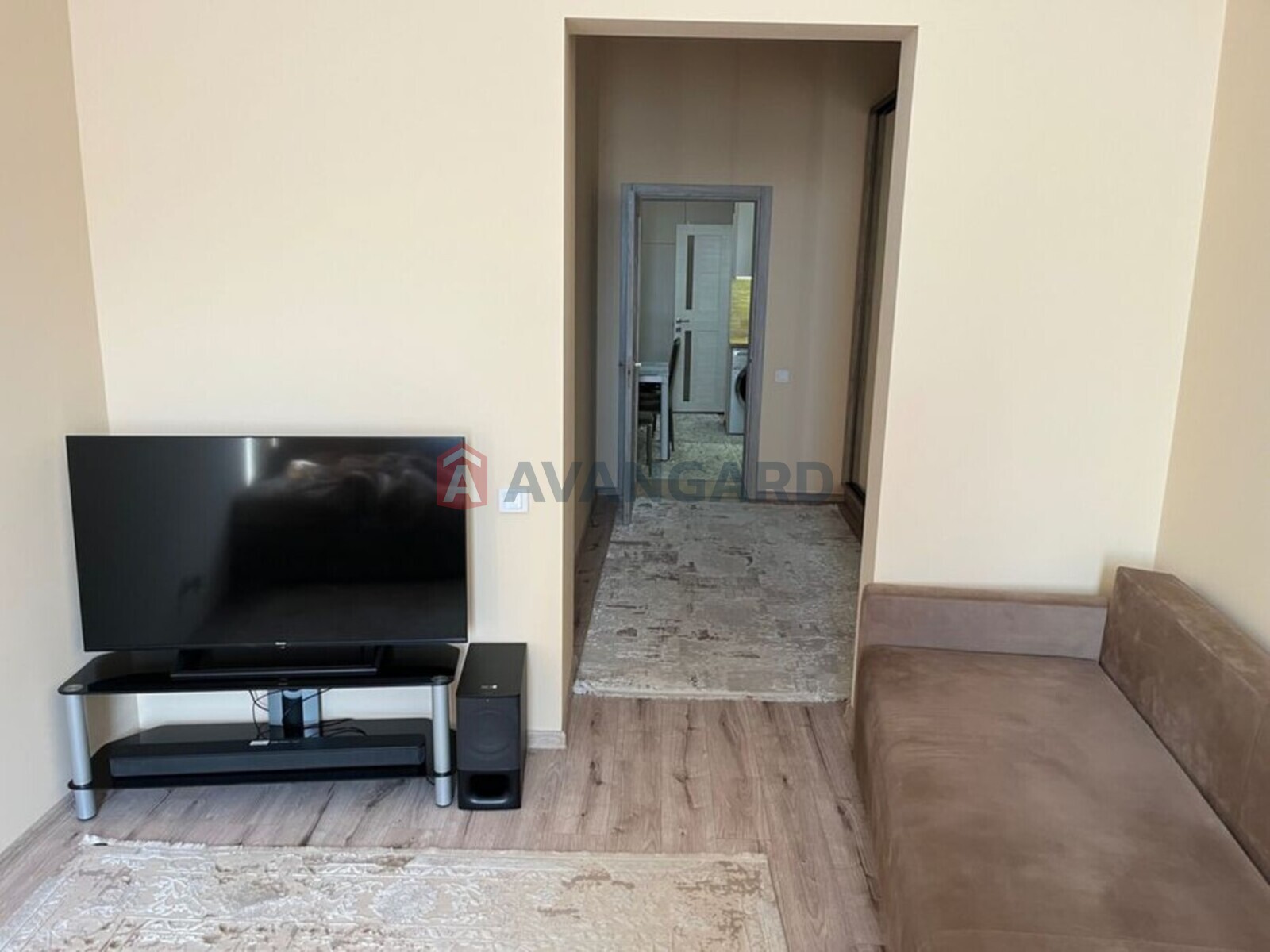 1 . , 42/-/11 . ., 3/4   8