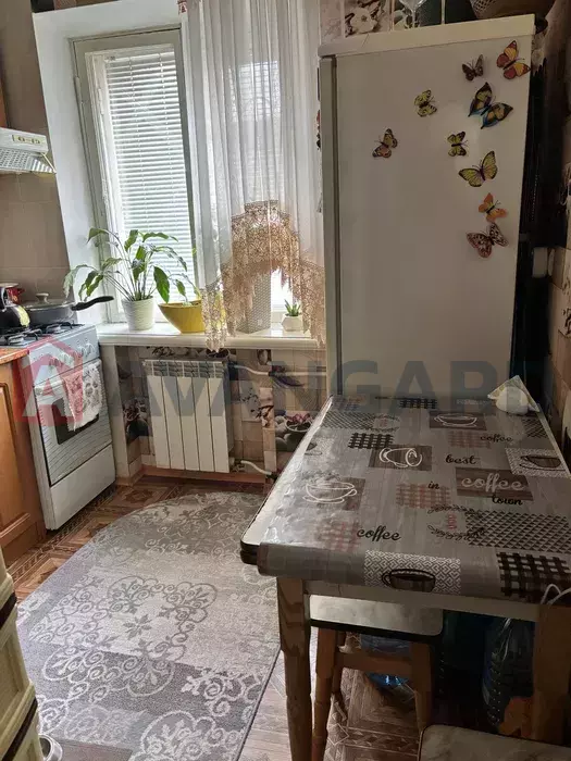 2 ��. ��������, 40/-/5 ��. �., 1/5 ������ ���� 4