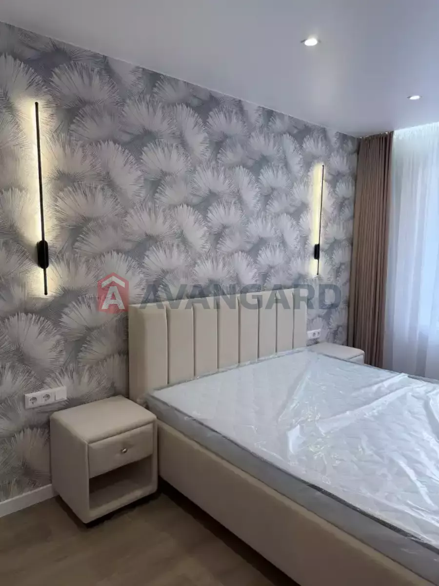 2 ��. ��������, 45/-/- ��. �., 9/10 ������ ���� 12