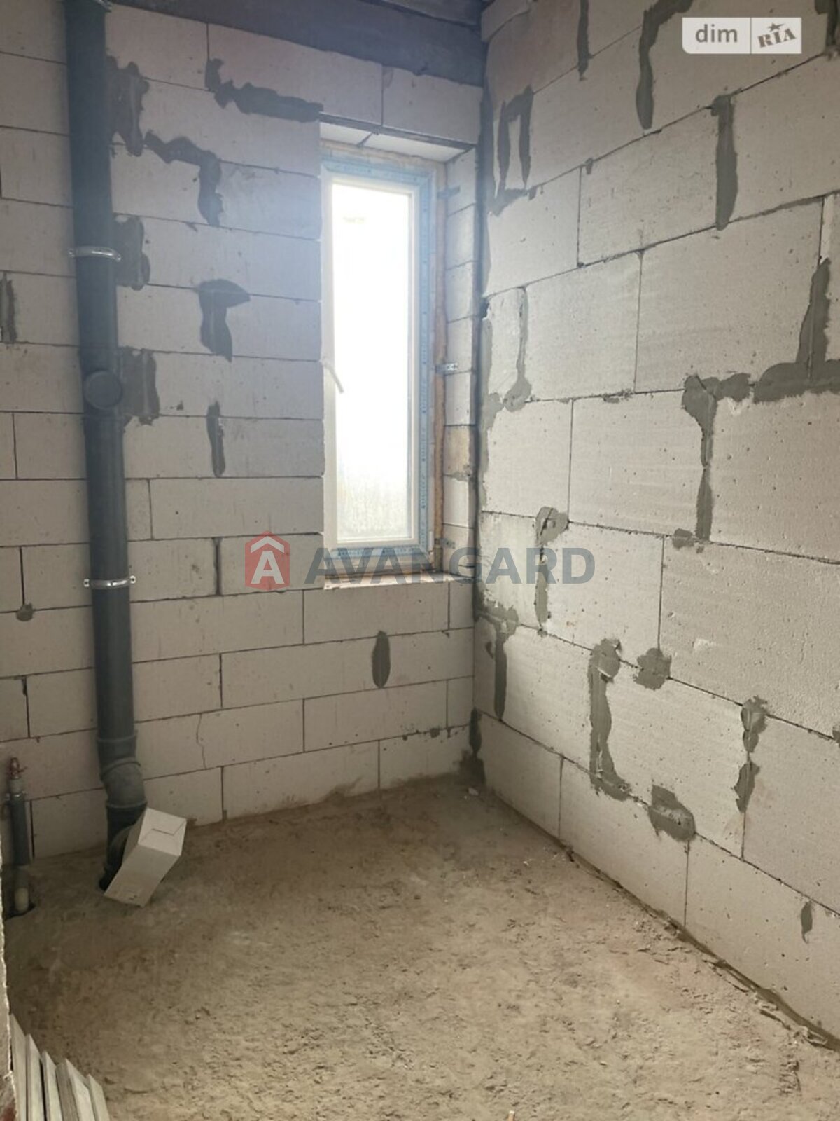 1 ��. ��������, 33/28/4 ��. �., 3/3 ������ ���� 5