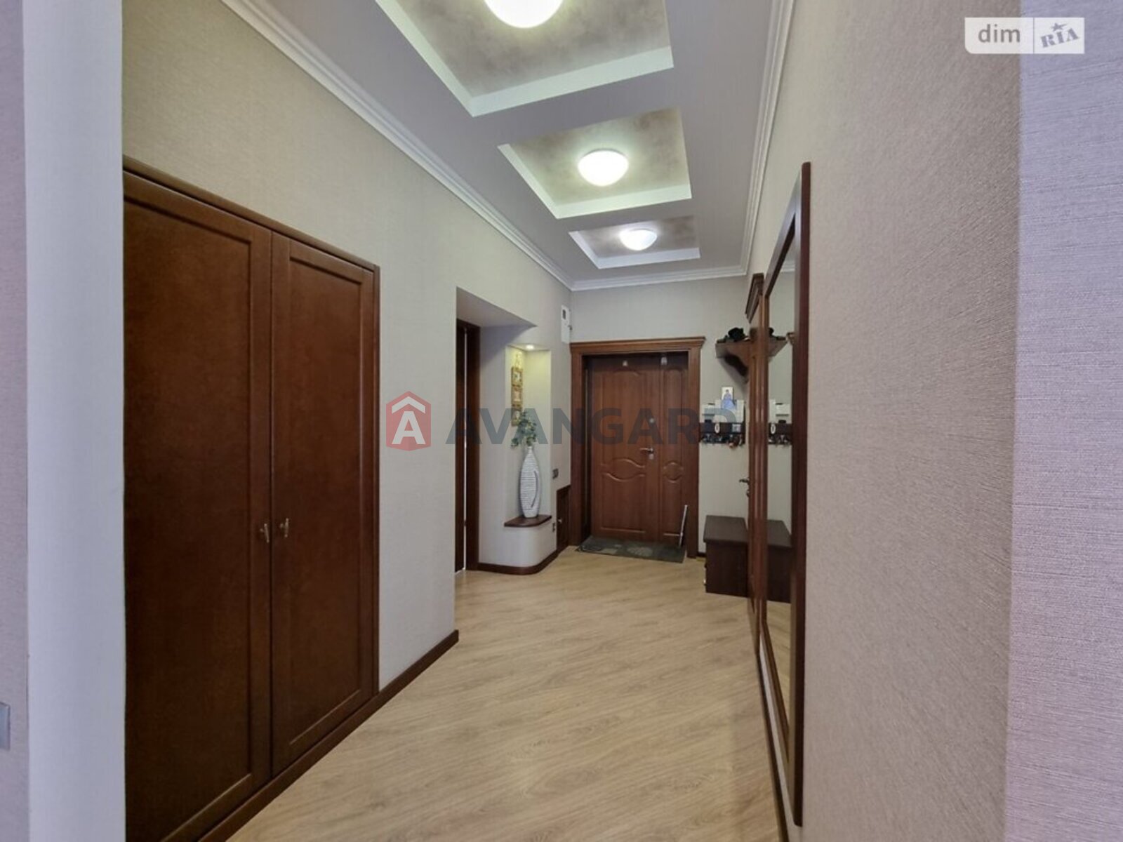 3 ��. ��������, 79/30/10 ��. �., 3/3 ������ ���� 2