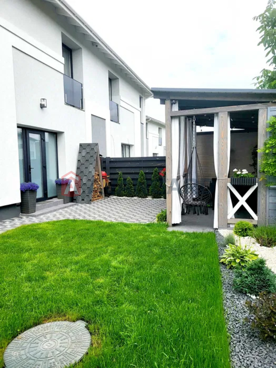 4 ��. ��������, 163/-/- ��. �., 2/2 ������ ���� 21