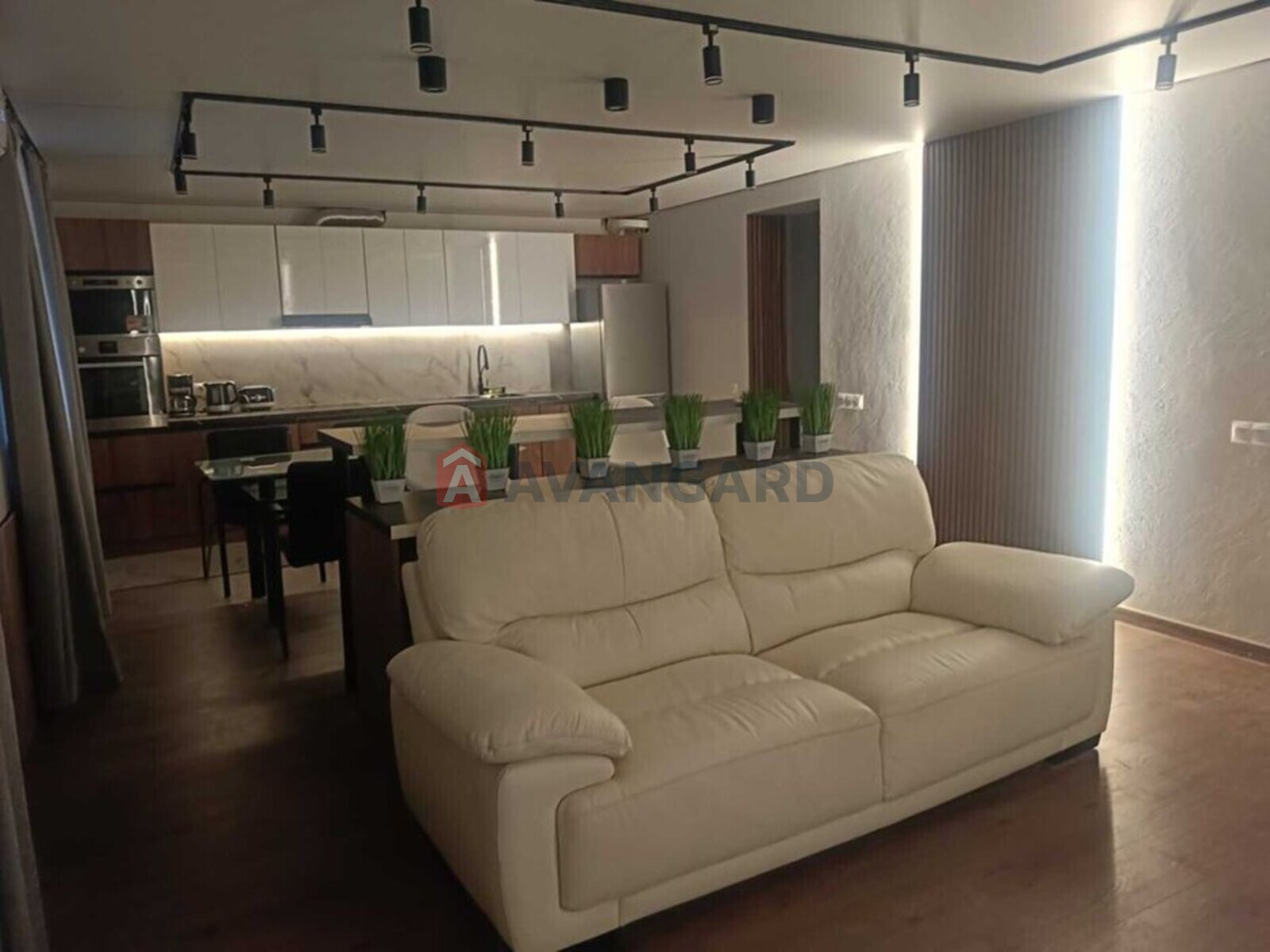 2 ��. ��������, 70/-/35 ��. �., 1/2 ������ ���� 2