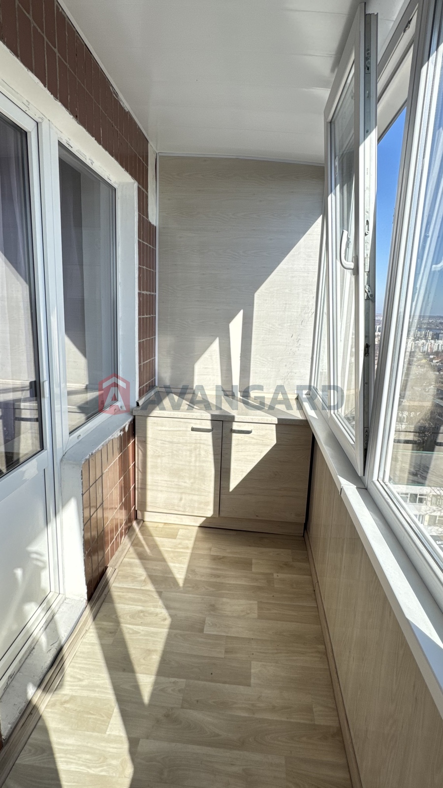 1 ��. ��������, 40,4/-/7,2 ��. �., 12/12 ������ ���� 9