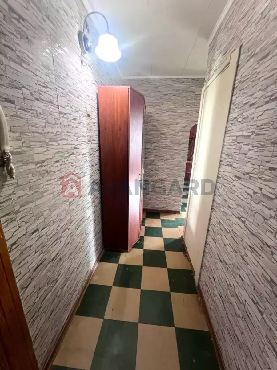 1 ��. ��������, 33/17/5 ��. �., 3/5 ������ ���� 2