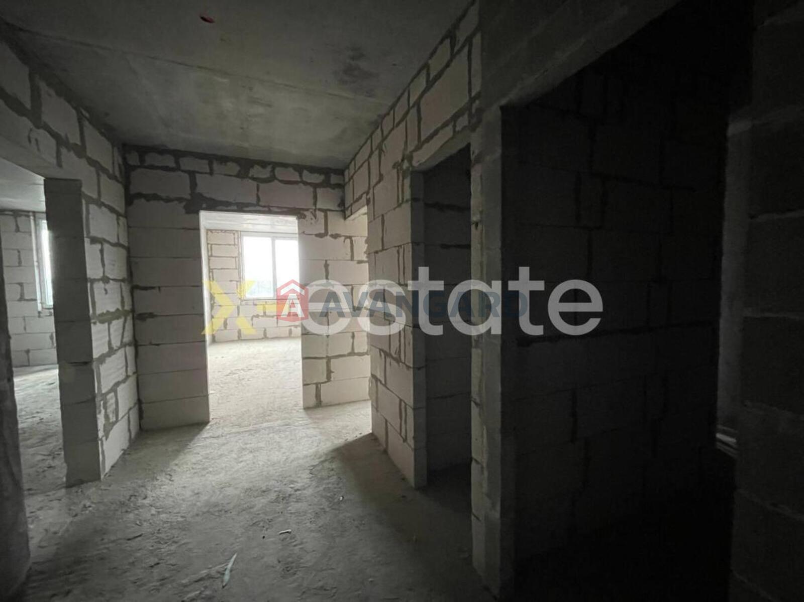 2 ��. ��������, 87/38/23 ��. �., 9/27 ������ ���� 4