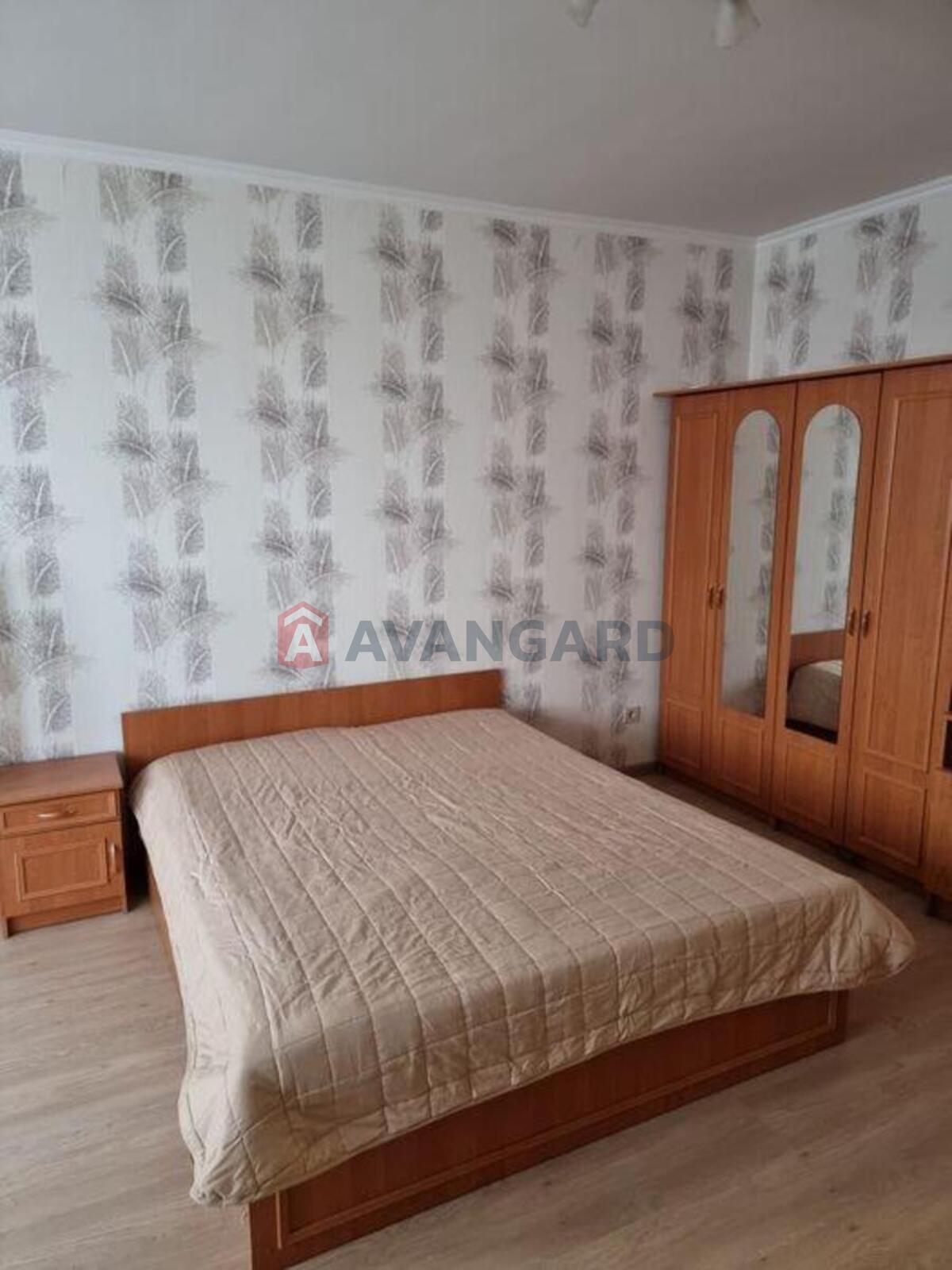 1 ��. ��������, 65/-/20 ��. �., 11/19 ������ ���� 7